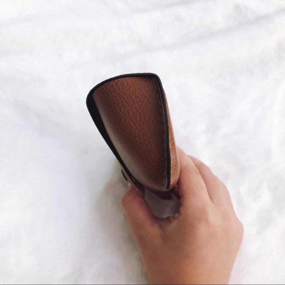 Harley Brown Faux Leather Sunglasses Case - Picture 2 of 9